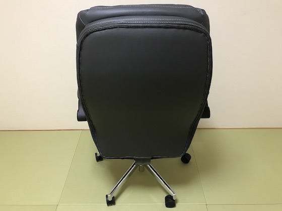 ニトリのワークチェア後ろ側
